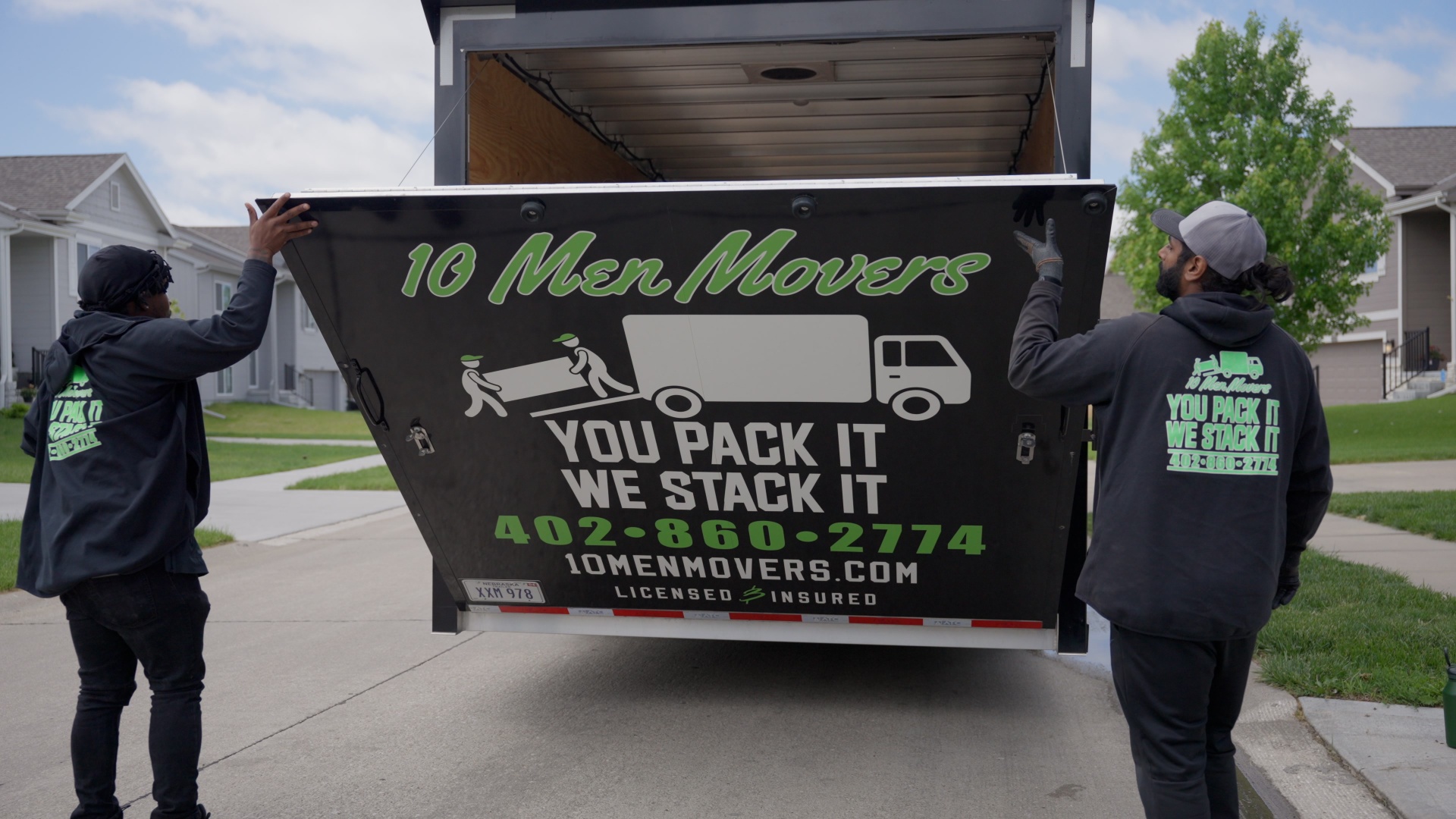 10 Men Movers truck ready for loading