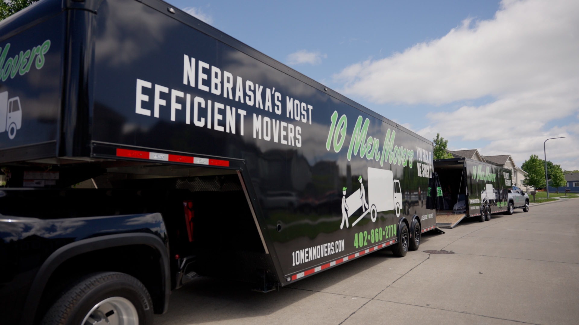 10 Men Movers branded moving truck